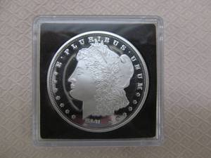 lot 127 image: commemorative .999 silver coin