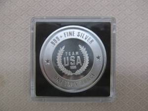 lot 132 image: commemorative .999 silver coin