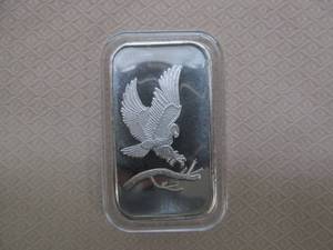 lot 142 image: Silver Bar