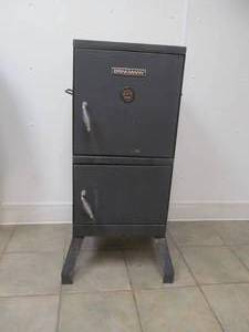 lot 199 image: smoker