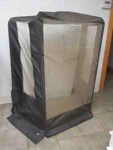 lot 200 image: snowblower cab