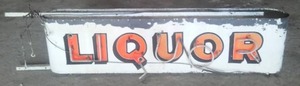 lot 1 image: Neon Double Sided LIQUOR Vintage  Over 6 feet long