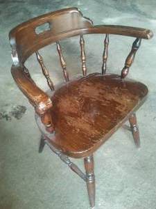 lot 6 image: chairs - 4,  reinforced legs  - commercial strength.  24 W, 31 H, 18 D.