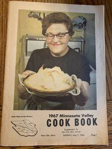 lot 19 image: Lot Of 6 Magazine Recipe Cookbooks. 1967,1971,1975,1977,1978,1986