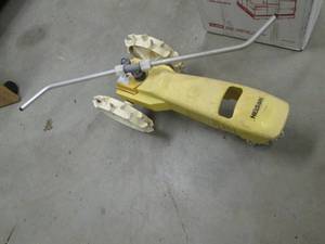 lot 121 image: Lawn Sprinkler...