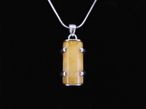 lot 2 image: .925 Sterling Silver Yellow Amber Pendant Necklace