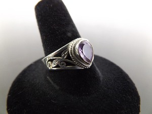 lot 65 image: .925 Sterling Silver Pear Cut Amethyst Crystal Ring Size 9.5