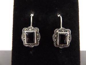 lot 81 image: .925 Sterling Silver Art Nouveau Black Onyx Hook Earrings