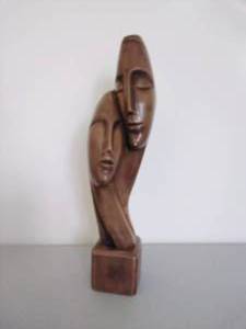 lot 39 image: Statue of Couple