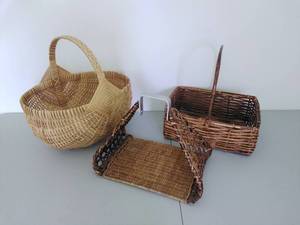 lot 51 image: Three Decorative Baskets