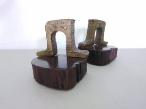 lot 55 image: Wood & Stone Railroad Bookends