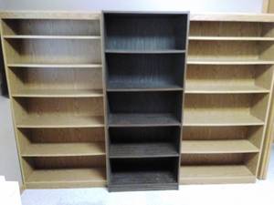 lot 118 image: Three Bookshelves