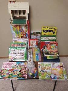 lot 145 image: Lot of childrens books, games and toys