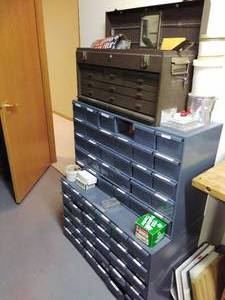 lot 160 image: Toolchest and bin orginizer