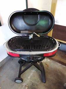 lot 183 image: Coleman Portable Grill