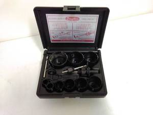 lot 170 image: Dayton holesaw kit