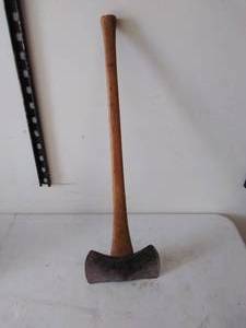 lot 200 image: Collins Double Sided Axe