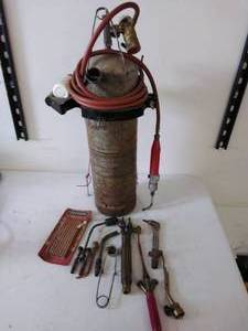 lot 322 image: Torch Kit