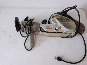lot 324 image: Two Skil Powertools