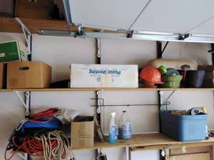lot 335 image: Contents of Garage Shelf