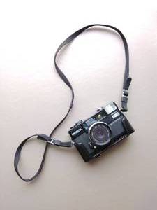 lot 89 image: Minolta HI-MATIC AF2