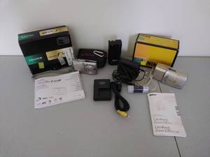 lot 91 image: Two Cameras