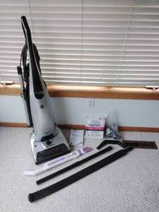 lot 259 image: Kenmore Elite Vacuum Cleaner
