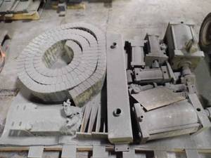 lot 104 image: Air Cylinders - Spindle Motor
