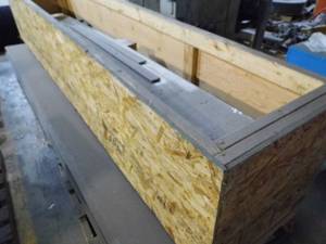 lot 114 image: Box of Aluminum