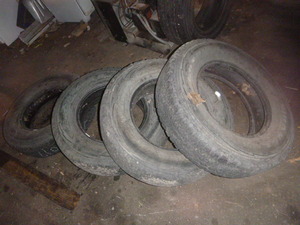 lot 6 image: Set of 4 Tires
