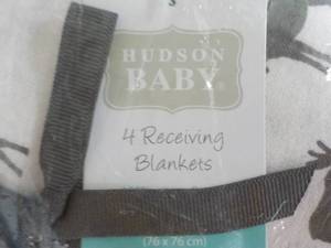 lot 18 image: Hudson Baby 4 Receiving Blankets...