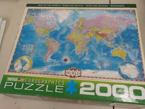 lot 25 image: Euro Graphics 2000 pc puzzle...