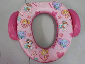 lot 40 image: Childs Potty Seat...