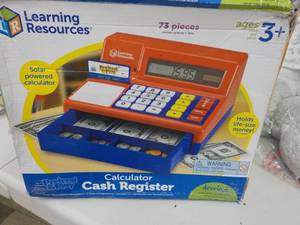 lot 62 image: Calculator Cash Register...