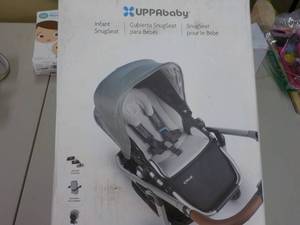 lot 76 image: UppaBaby Infant Snug Seat...