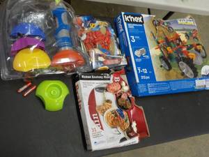 lot 88 image: Misc. Boys Toy Lot some Damage...
