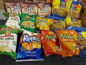 lot 154 image: Snack Lot...