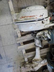 lot 213 image: Johnson Sea Horse 3- has compressio...