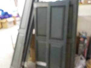 lot 218 image: Plastic Shutters 3 pair 75 x 15 and...