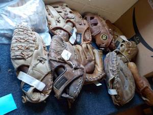 lot 223 image: Vintage Gloves...