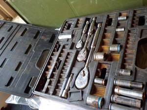 lot 231 image: Lot of tools...