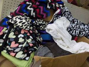 lot 253 image: Box of Jr Clothing...