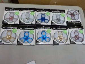lot 273 image: 10 Palladium Spinners...