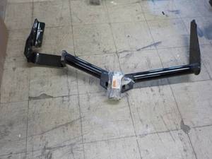 lot 317 image: Attachment for Trailer Hitch 43 w...