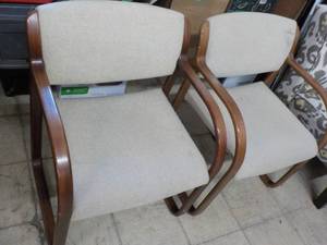lot 345 image: 2 Office Chairs could use cleaning...