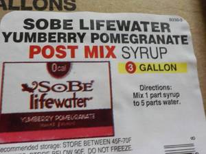 lot 364 image: Sobe Lifewater Yumberry Pomegranate...
