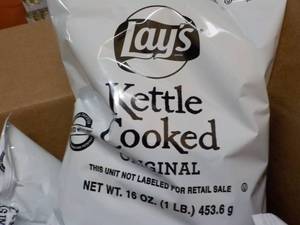 lot 370 image: Case of 8 Lays 16 oz Bags Kettle Co...