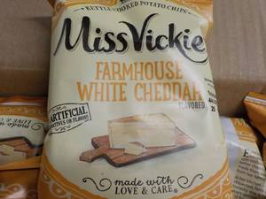 lot 397 image: Case of 64- 1.375 oz Bags Miss Vick...