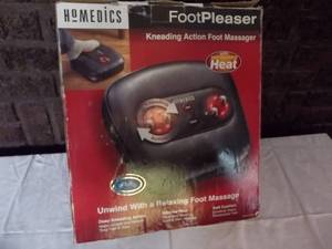lot 32 image: Foot Pleaser