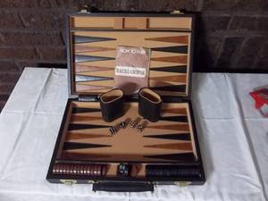 lot 49 image: Backgammon Set (Complete)